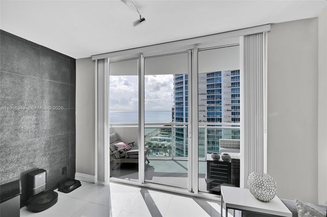 3001 S Ocean Drive 1513, Hollywood, FL 33019