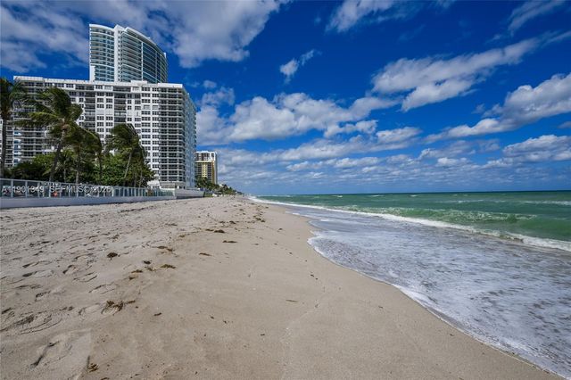 3001 S Ocean Drive 1513, Hollywood, FL 33019