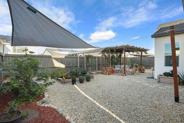 3081 Rio Grande Dr, Tracy, CA 95377