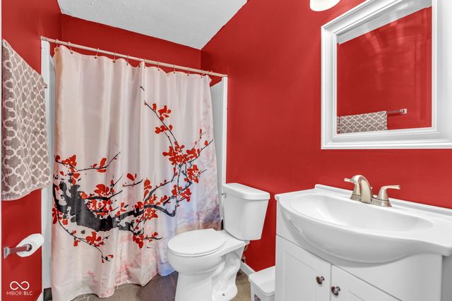 6021 E Terhune Court, Camby, IN 46113