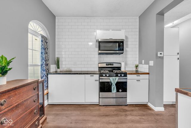 6021 E Terhune Court, Camby, IN 46113