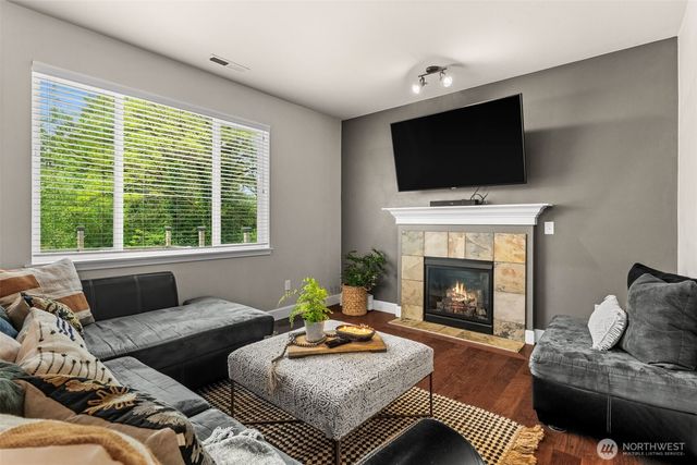 13914 101st Avenue Ct NW, Gig Harbor, WA 98329