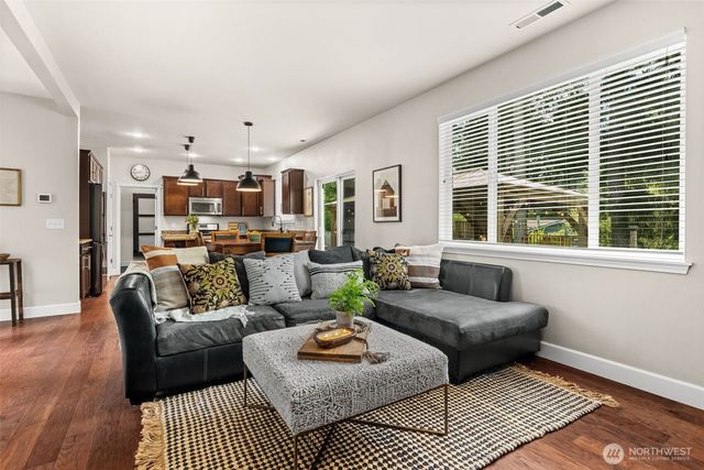 13914 101st Avenue Ct NW, Gig Harbor, WA 98329