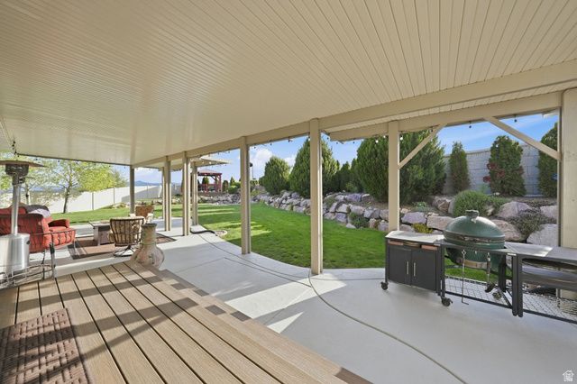 8528 S OTTER CREEK DR, West Jordan, UT 84081