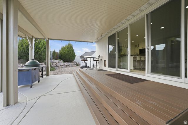 8528 S OTTER CREEK DR, West Jordan, UT 84081