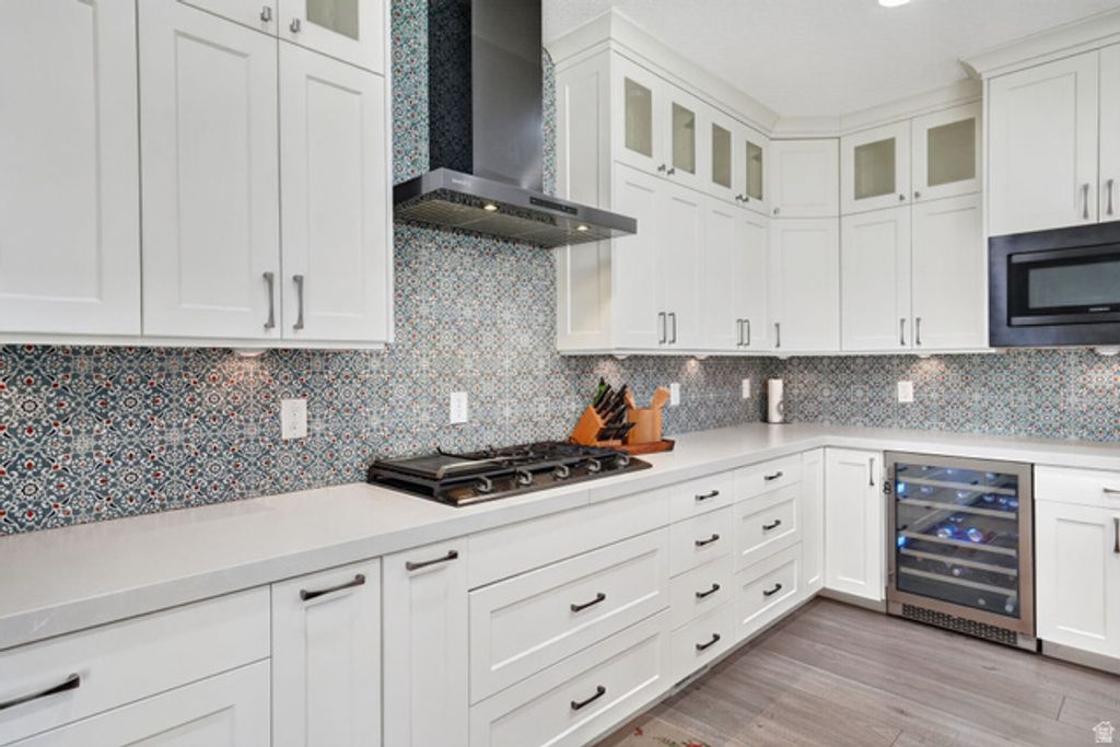 Image 21 of property listing at 8528 S OTTER CREEK DR, West Jordan, UT 84081