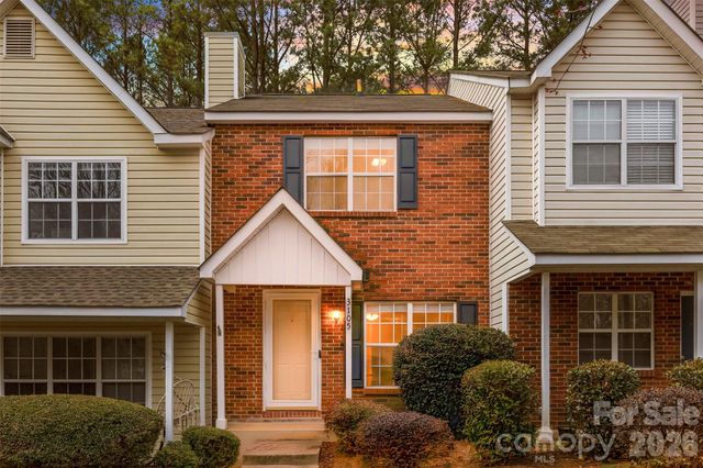 3105 Summercroft Lane, Charlotte, NC 28269