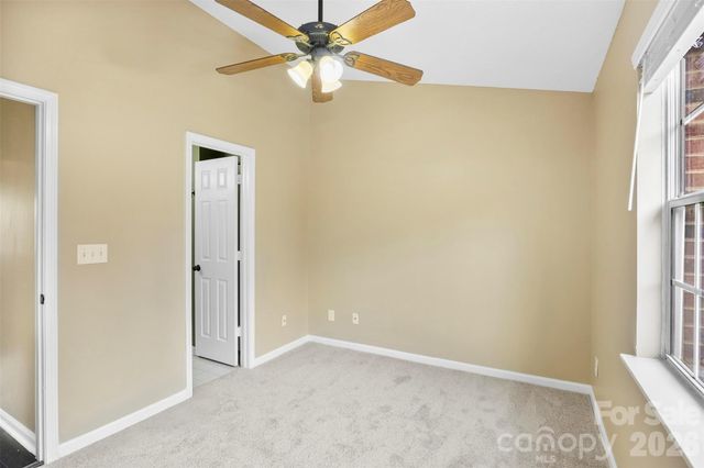 3105 Summercroft Lane, Charlotte, NC 28269