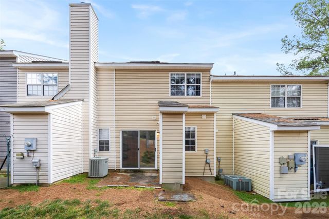 3105 Summercroft Lane, Charlotte, NC 28269