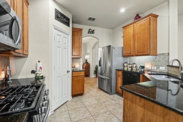 14016 Tanglebrush Trail, Haslet, TX 76052