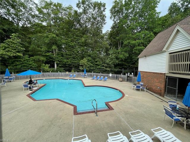 314 Oak Ridge DR, Newport News, VA 23603