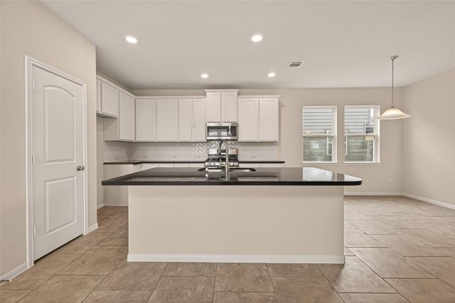 6126 Prince Place Dr, Rosenberg, TX 77471