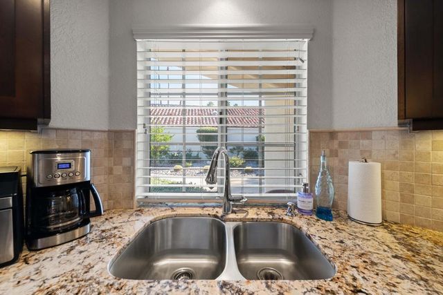 43818 Via Granada, Palm Desert, CA 92211