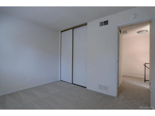 9005 E Lehigh Ave 19, Denver, CO 80237
