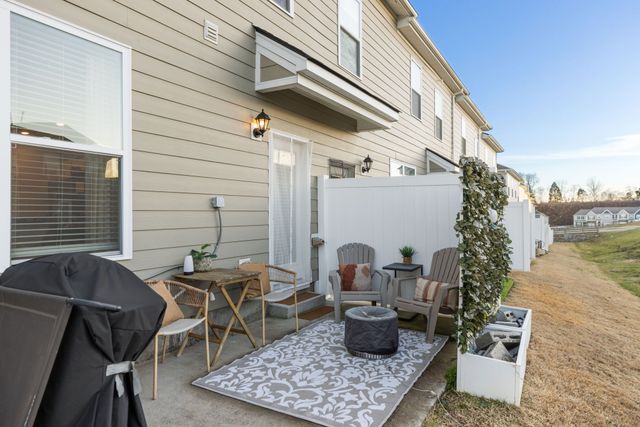 428 Waterfowl Way, Lebanon, TN 37090