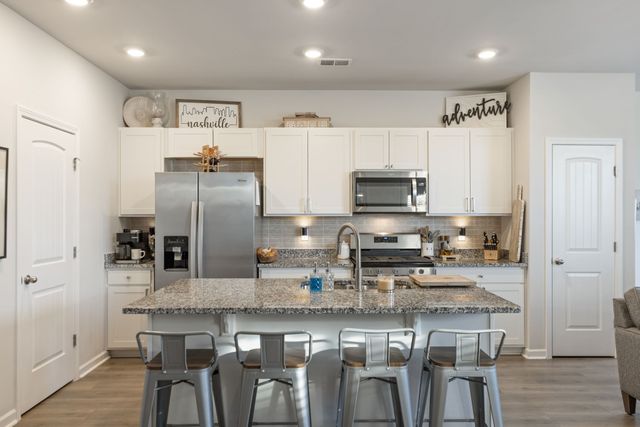 428 Waterfowl Way, Lebanon, TN 37090