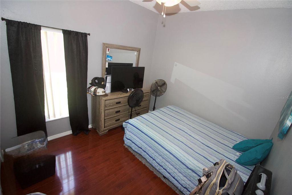 Image 12 of property listing at 302 FERRARA COURT, Kissimmee, FL 34758