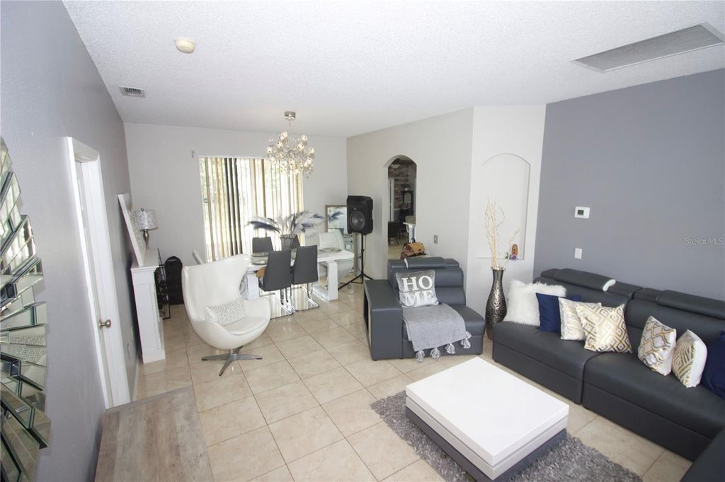 Image 3 of property listing at 302 FERRARA COURT, Kissimmee, FL 34758