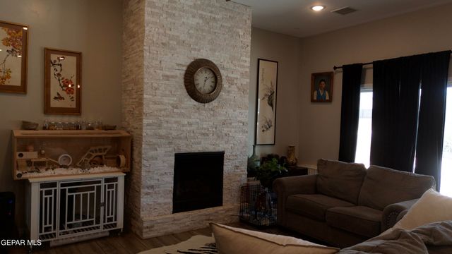 14720 TIERRA ESCAPE Avenue, El Paso, TX 79938