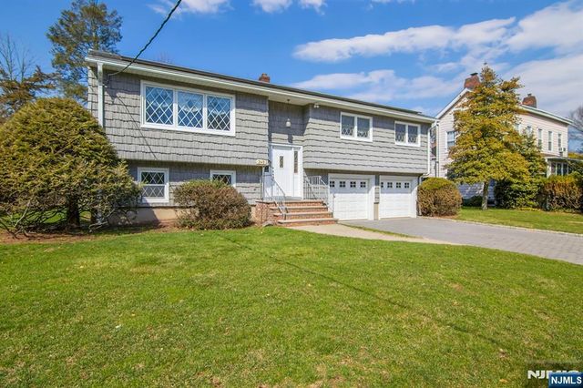 240 Ridge Road, Cedar Grove, NJ 07009
