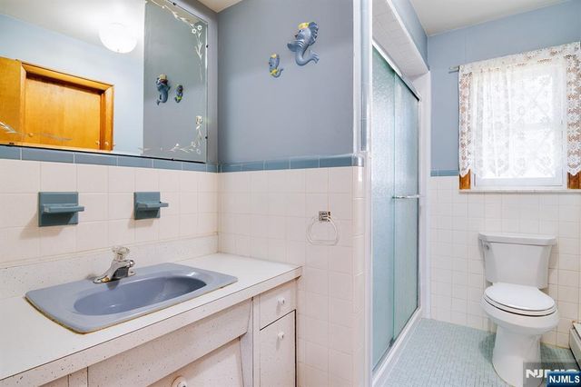 240 Ridge Road, Cedar Grove, NJ 07009