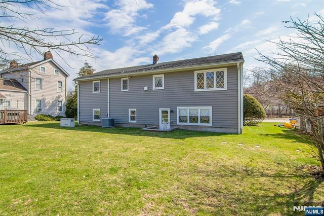 240 Ridge Road, Cedar Grove, NJ 07009