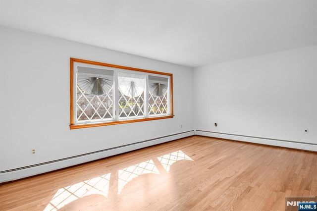 240 Ridge Road, Cedar Grove, NJ 07009