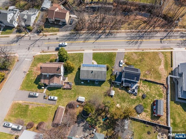 240 Ridge Road, Cedar Grove, NJ 07009
