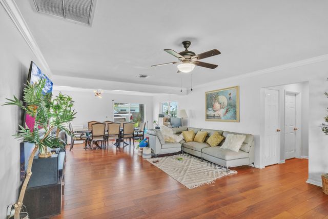 1510 CREST Drive, Lake Worth, FL 33461