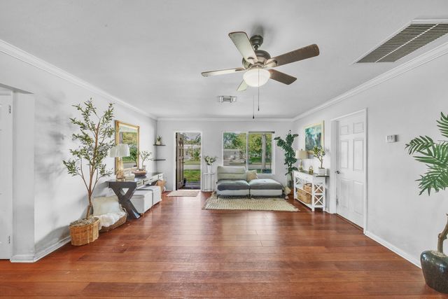 1510 CREST Drive, Lake Worth, FL 33461