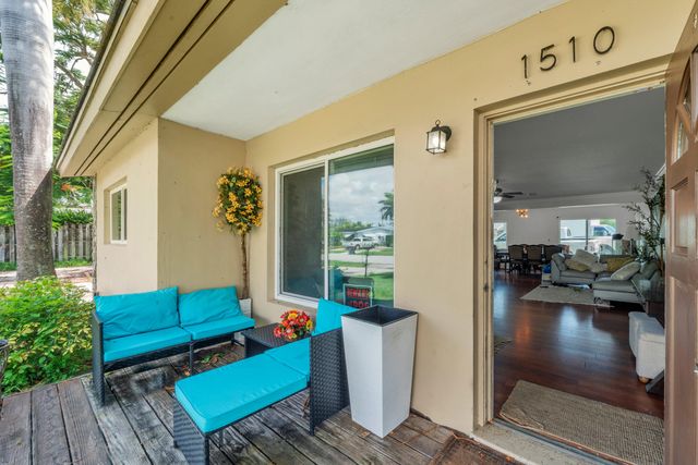 1510 CREST Drive, Lake Worth, FL 33461