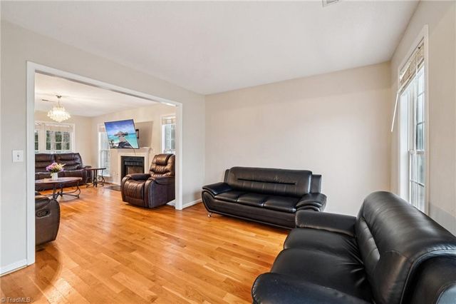 4004 Auburn Hills Drive, Greensboro, NC 27407