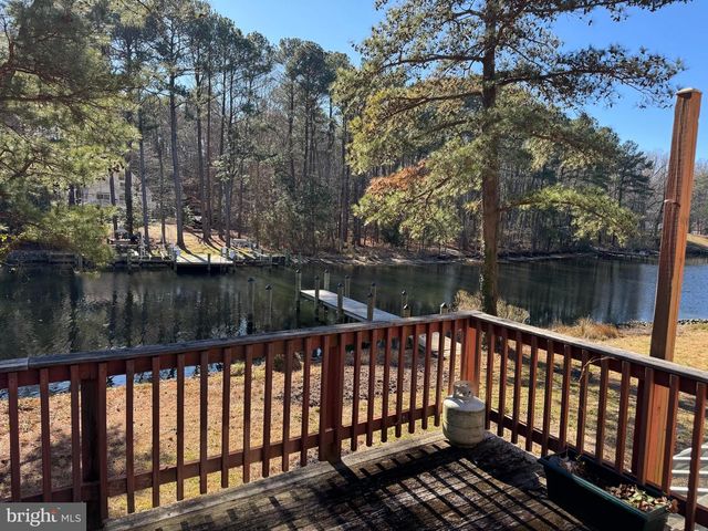 251 COVE DR, Lusby, MD 20657