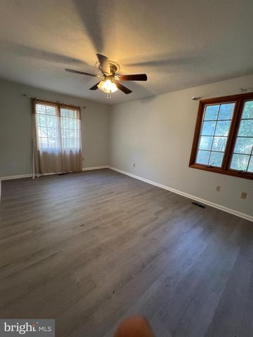 251 COVE DR, Lusby, MD 20657