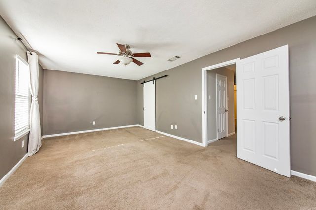 1124 Old Charter Court, Little Rock, AR 72207