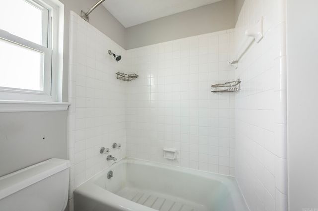 1124 Old Charter Court, Little Rock, AR 72207