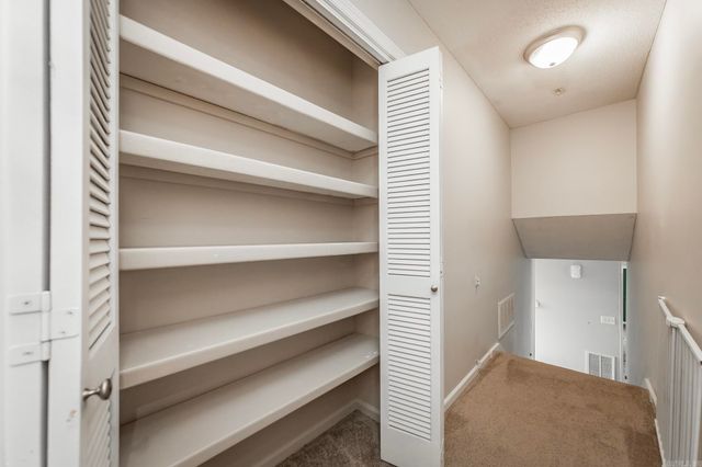 1124 Old Charter Court, Little Rock, AR 72207