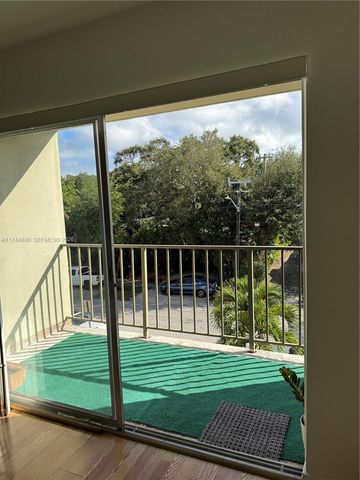 1225 NE 124th Street 33A, North Miami, FL 33161