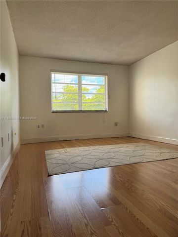 1225 NE 124th Street 33A, North Miami, FL 33161