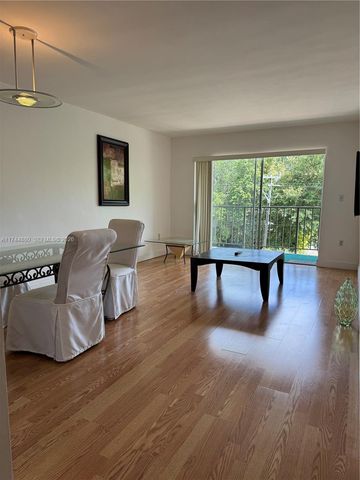 1225 NE 124th Street 33A, North Miami, FL 33161