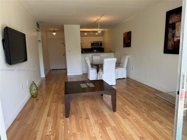 1225 NE 124th Street 33A, North Miami, FL 33161