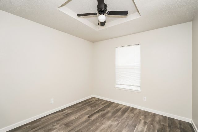 2336 Markland Street, Irving, TX 75060