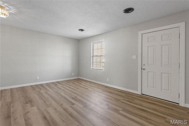 806 Virginia Avenue, Festus, MO 63028