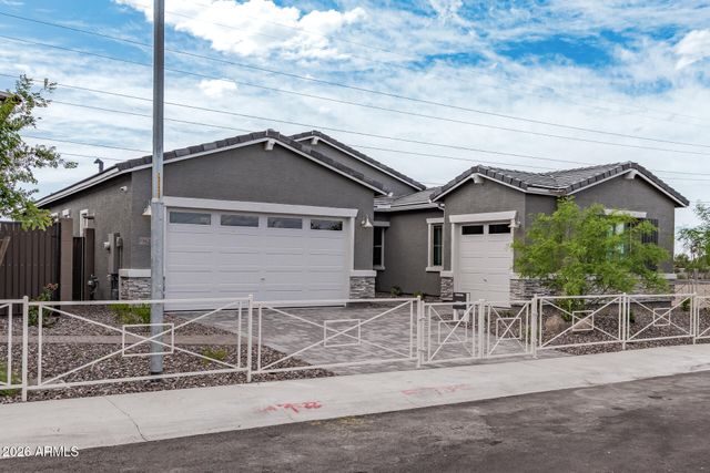 10622 S 48TH Glen, Laveen, AZ 85339