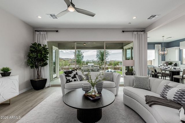 10622 S 48TH Glen, Laveen, AZ 85339