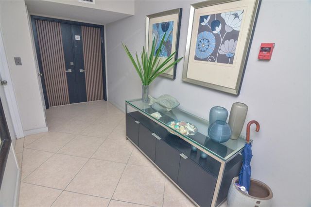 2800 S Ocean Boulevard 15L, Boca Raton, FL 33432