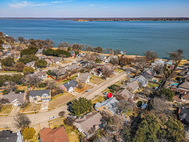 7713 Spinnaker Cove, Rowlett, TX 75089