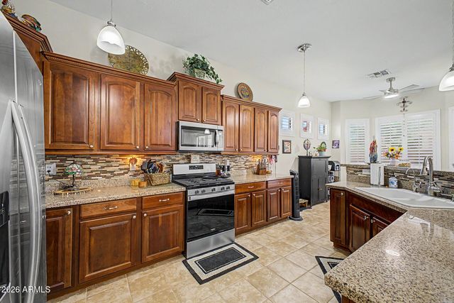 43579 W CYDNEE Drive, Maricopa, AZ 85138