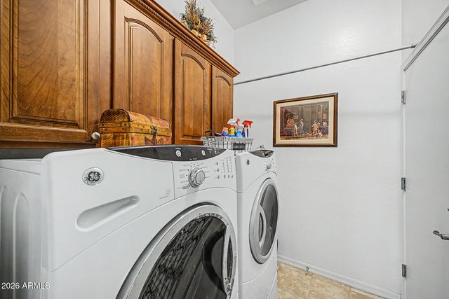 43579 W CYDNEE Drive, Maricopa, AZ 85138