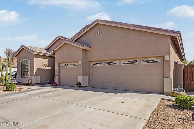 43579 W CYDNEE Drive, Maricopa, AZ 85138